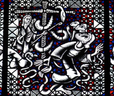 church-window-2294959_1920